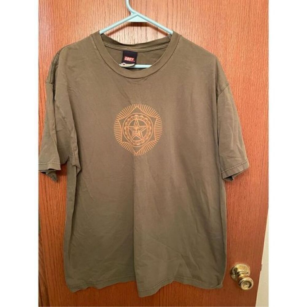 Obey T-Shirt (SZ M)